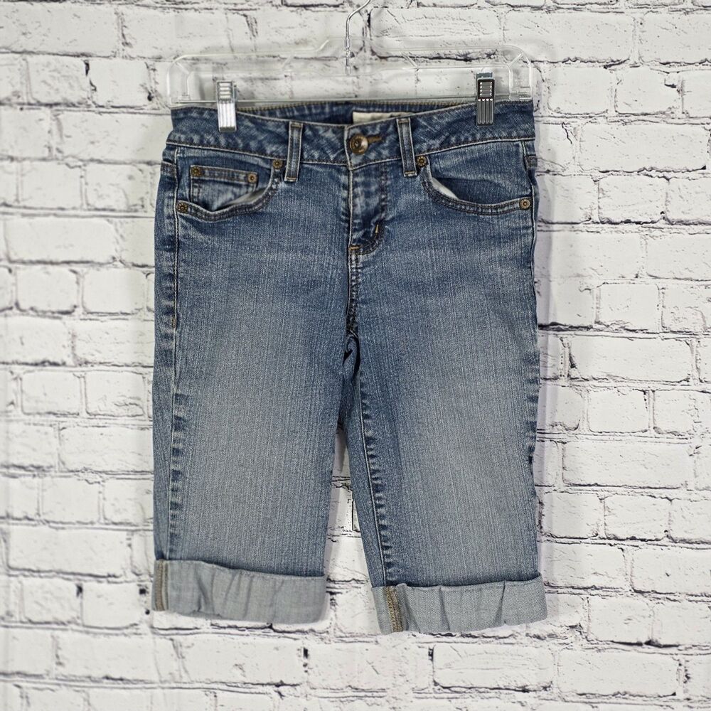 DKNY Women’s Sz 4 Blue Medium Wash Denim Cuffed Crop Jeans